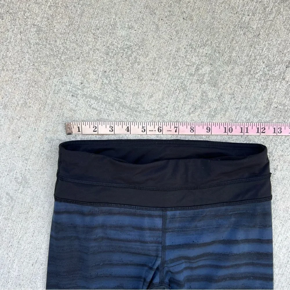 Lululemon inspire crop leggings women’s size 4
